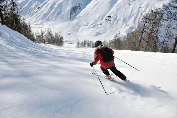 Best Places to Visit in Gulmarg 5 sliding in gulmarg
