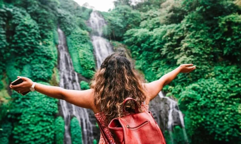 female solo travel in india